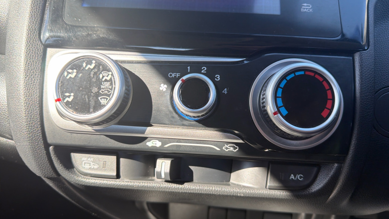 Honda Jazz 1.3 i-VTEC SE 5dr CVT Petrol Hatchback